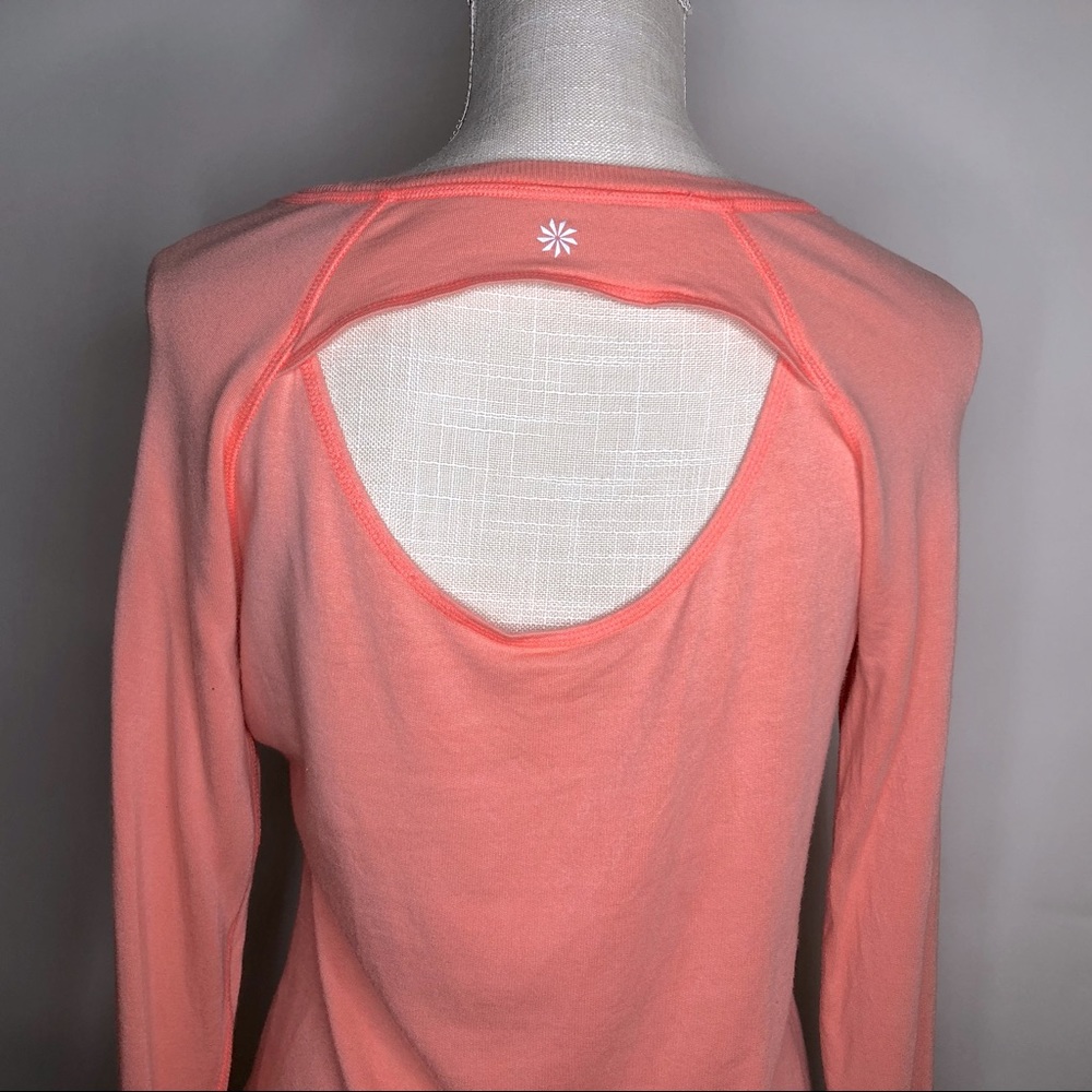 ATHLETA GIRL longsleeve coral tee w/thumb hole cuffs & half-moon open ba… - Picture 4 of 8